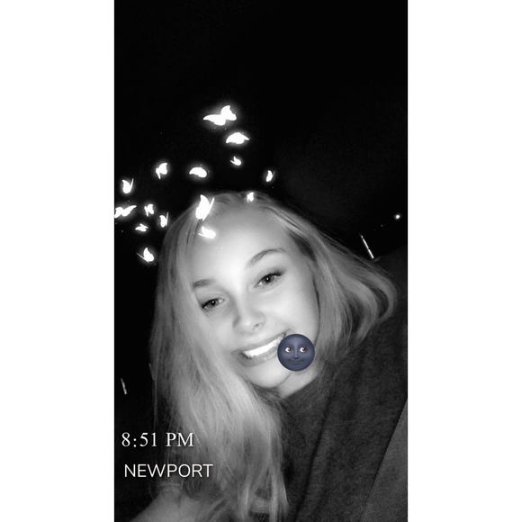 Meet your Posher, Zoey - Picture 1 of 1